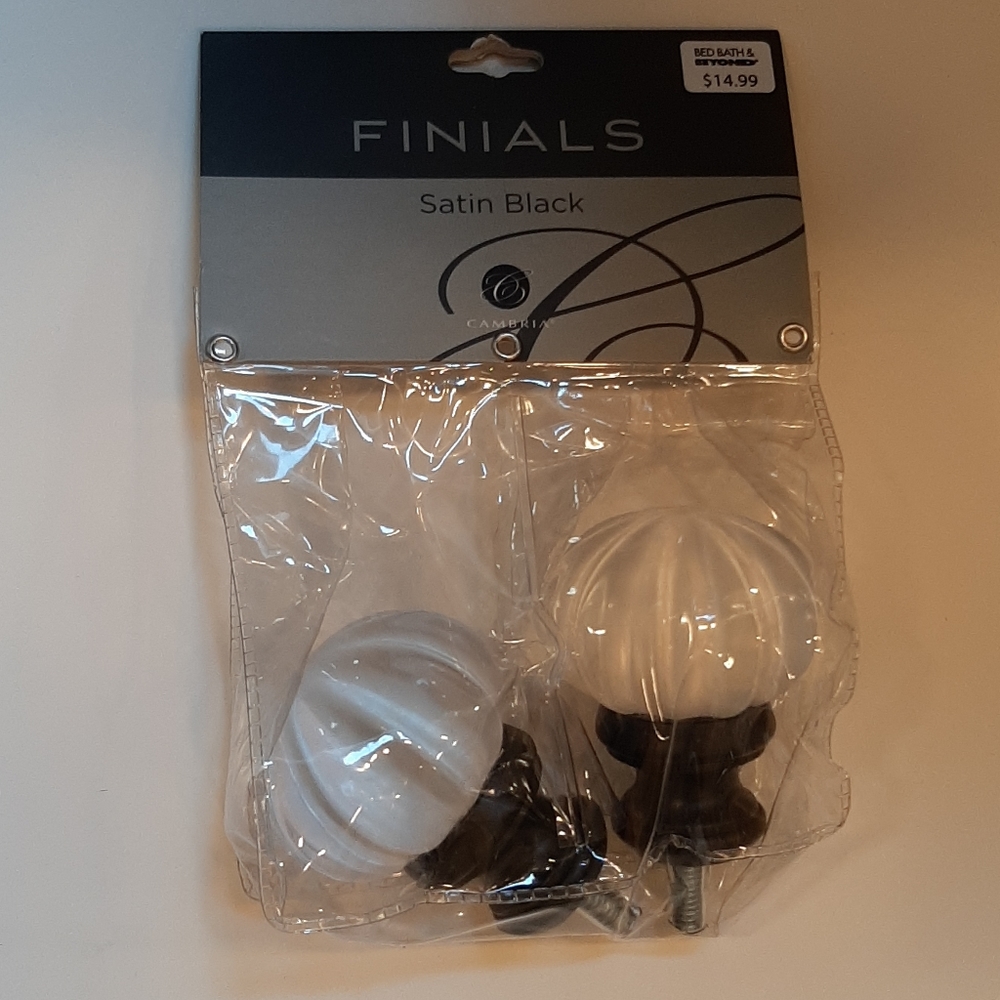 Cambria Glass luminous Finial